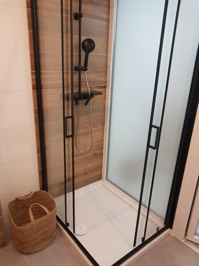 Apartament Fajny Kat Ustrzyki Dolne Esterno foto